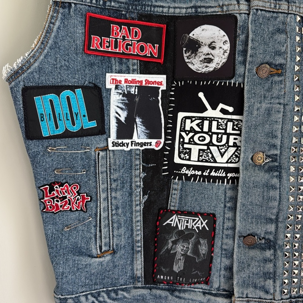 Levi Jacket Distressed - Picture 2 of 13